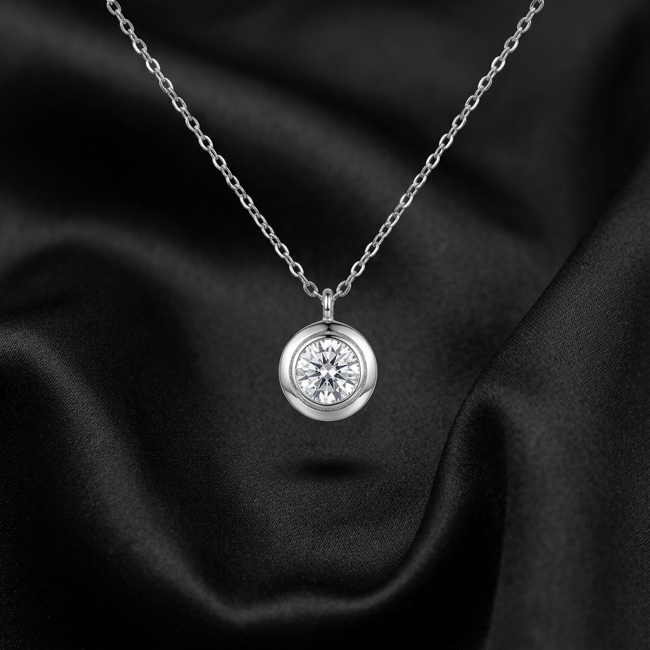 Silver Aura Solitaire Pendant with Link Chain