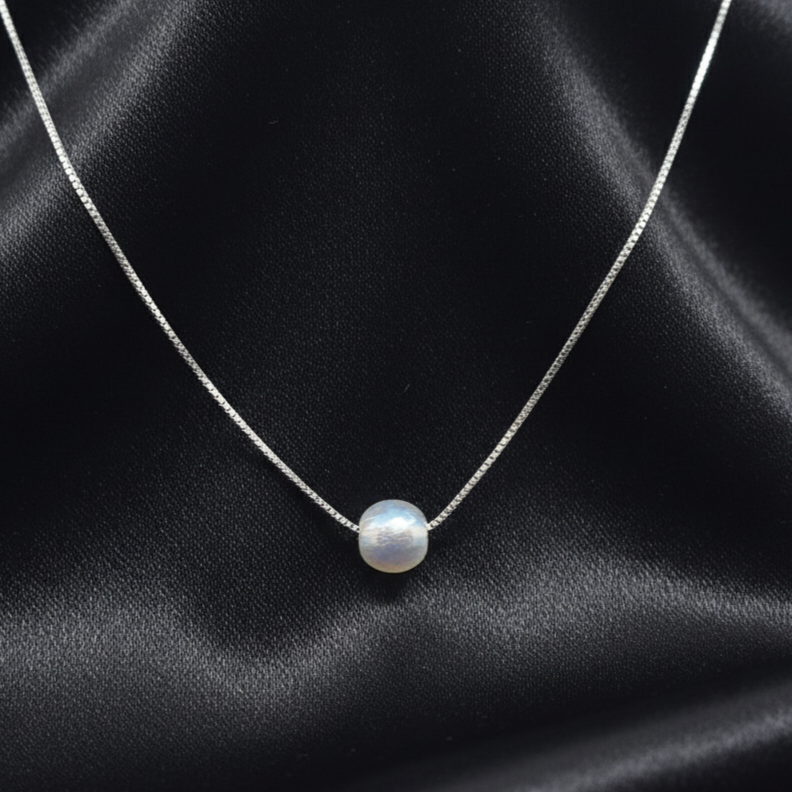 Silver Minimal Pearl Pendant with Link Chain